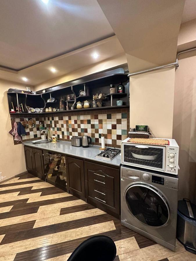 Studio Apartment Little Center, Heart Of Jerevan Buitenkant foto